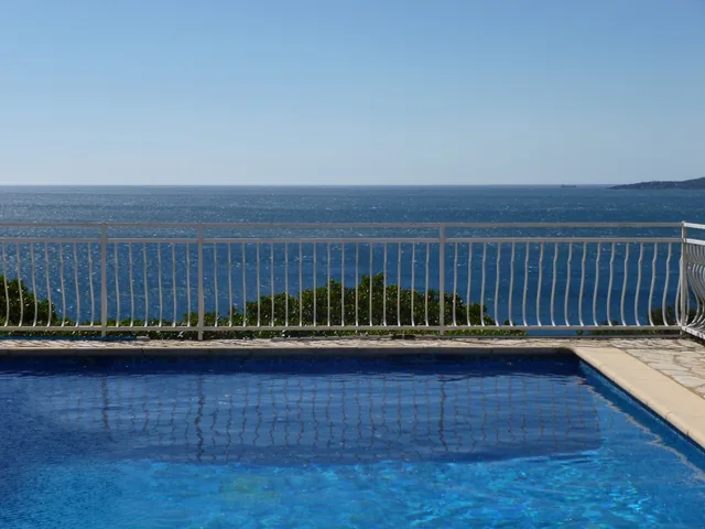 Vue de la piscine